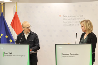 Bild 11 / 26