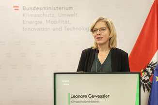 Bild 17 / 26