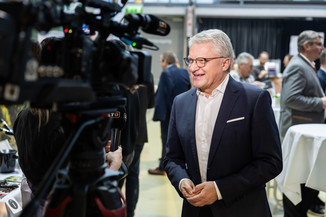 Bild 90 / 140