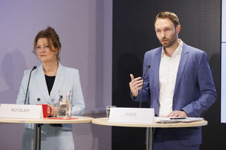 Bild 9 / 22