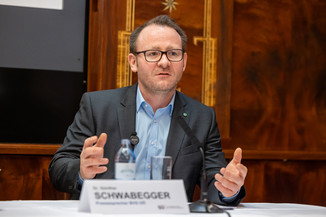 Bild 11 / 30