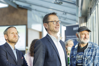 Bild 9 / 56