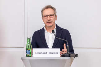 Bild 14 / 56