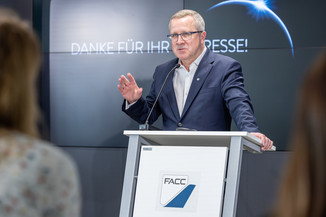 Bild 44 / 58
