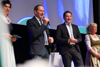 Bild 11 / 135