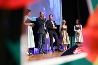 Bild 12 / 135