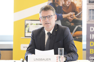 Bild 11 / 21