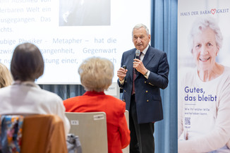 Bild 19 / 46