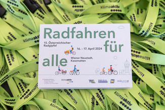 Bild 2 / 345