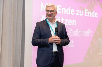 Bild 612 / 819