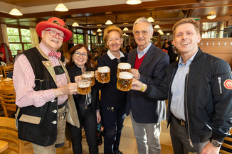 Bild 10 / 178