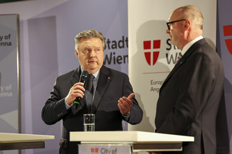 Bild 21 / 24