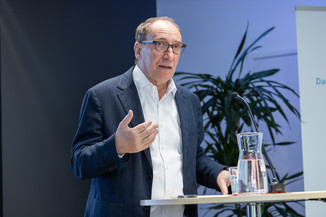 Bild 9 / 42