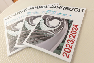 Bild 220 / 238