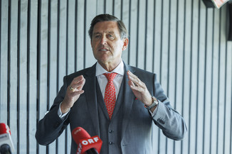 Bild 14 / 33