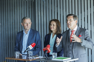 Bild 18 / 33