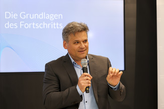 Bild 26 / 33
