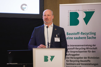 Bild 3 / 46
