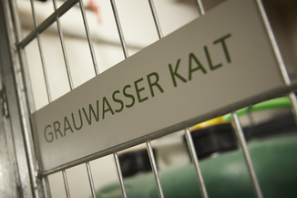 Bild 9 / 48