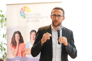 Bild 13 / 102