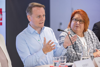 Bild 50 / 56