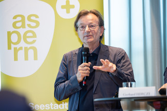 Bild 17 / 46