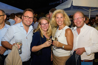 Bild 100 / 222