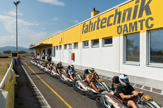 Bild 16 / 103