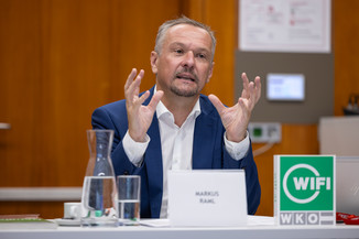 Bild 19 / 34