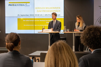Bild 12 / 18