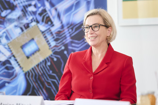 Bild 9 / 15