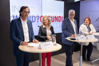 Bild 19 / 35