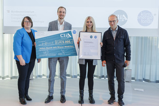 Bild 15 / 94