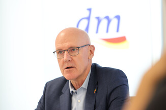 Bild 9 / 16