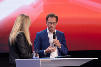 Bild 23 / 98