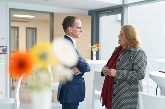 Bild 7 / 126