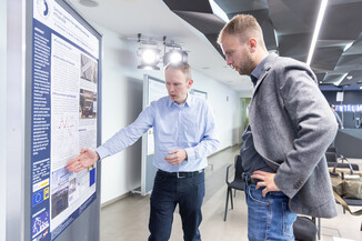 Bild 7 / 242