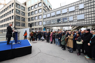 Bild 9 / 30