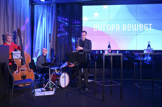 Bild 5 / 154
