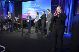 Bild 13 / 154