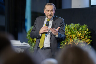 Bild 78 / 247