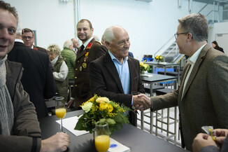 Bild 24 / 53