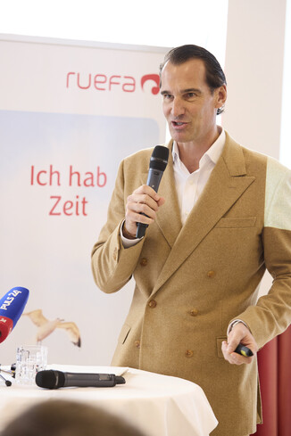 Bild 10 / 54