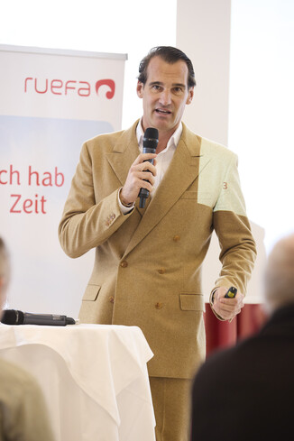 Bild 13 / 54