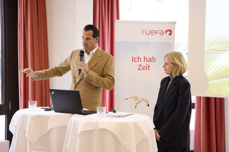 Bild 42 / 54