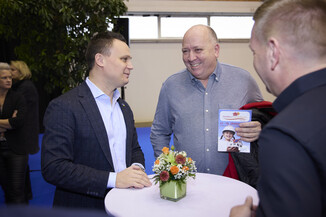 Bild 20 / 94