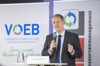 Bild 12 / 53