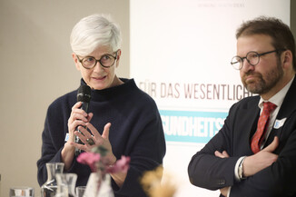 Bild 16 / 48