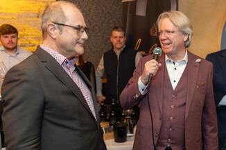 Bild 9 / 169