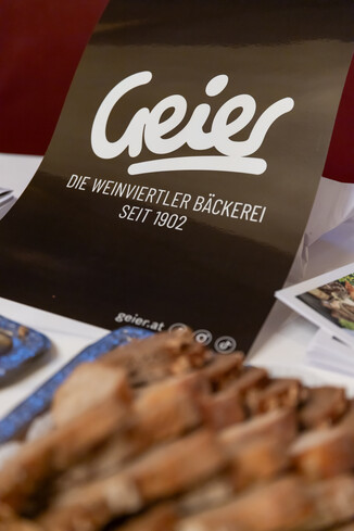 Bild 131 / 169